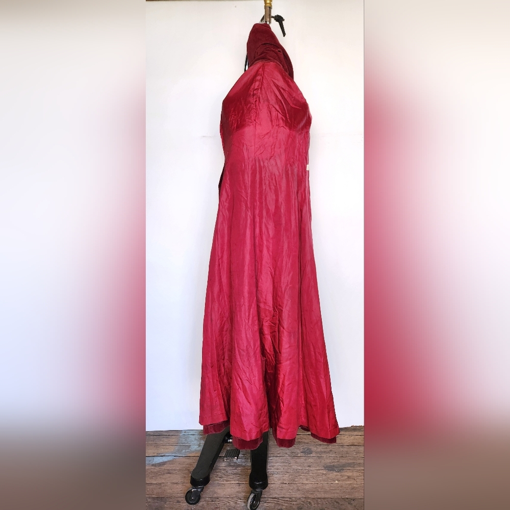 Vintage Hooded RED Corduroy Coat Floor Length Hooded Coat Red Riding Hood 70s - Picture 14 of 14